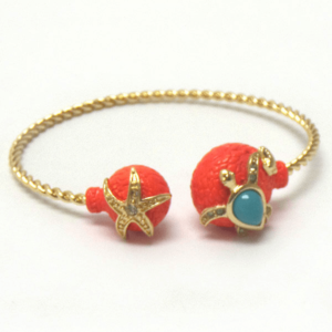 CC145-Starfish-and-Turtle-Wire-Bracelet